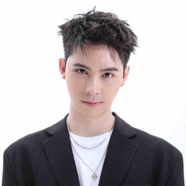 北京发型师金瀚头像