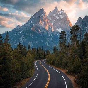 在路上的阿超头像